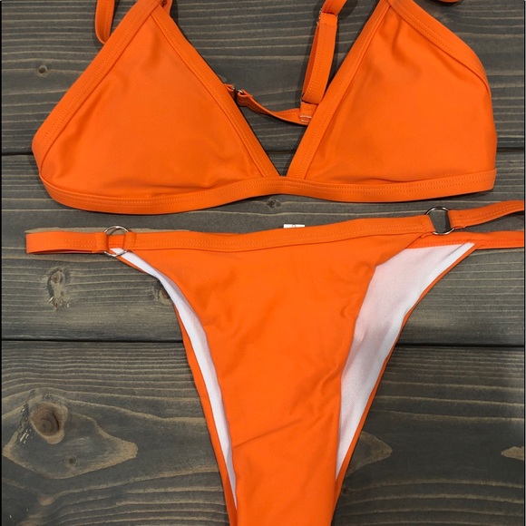 Sexy Bikini - Picture 3 of 7